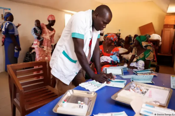 In Cameroon, young people increasingly see their future abroad