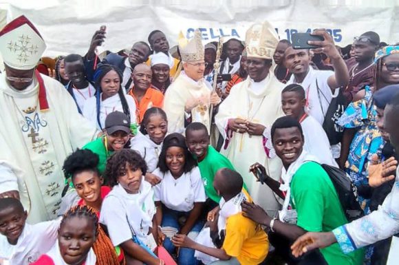 The State of Cameroon offers 1,800 training scholarships as part of the “Special-youth” three-year plan